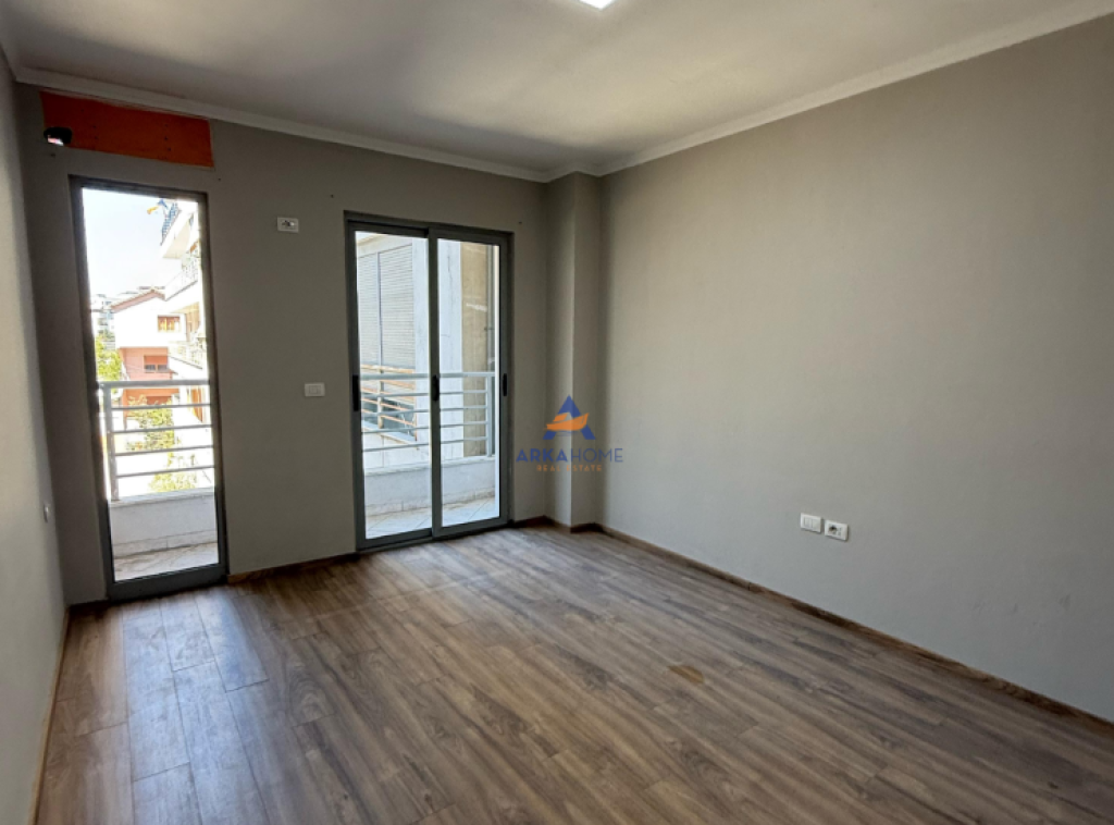 FOR SALE APARTMENT 2+1+BALCONY "COMMUNE OF PARIS" 165,000 EURO.