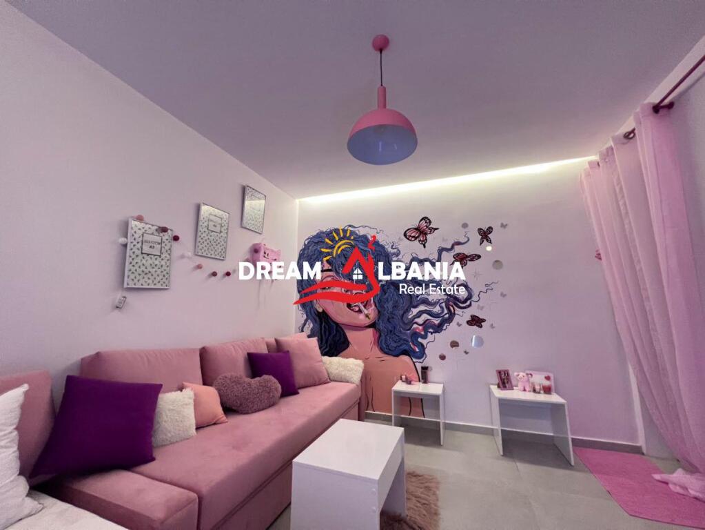Dyqan ne shitje ne Qender rruga e Bogdaneve (ID 4171596).