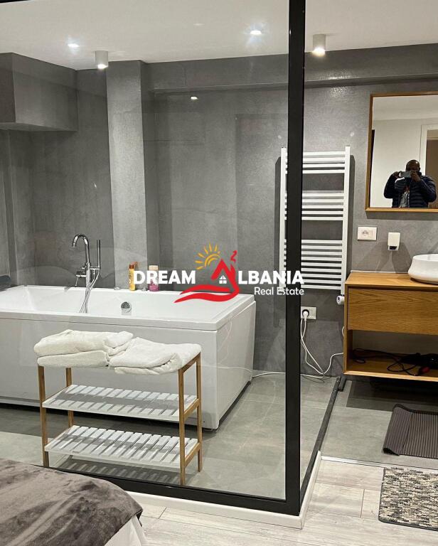 Duplex in affitto in via Kavaja vicino alla Moschea Dine Hoxha (ID 42214939)