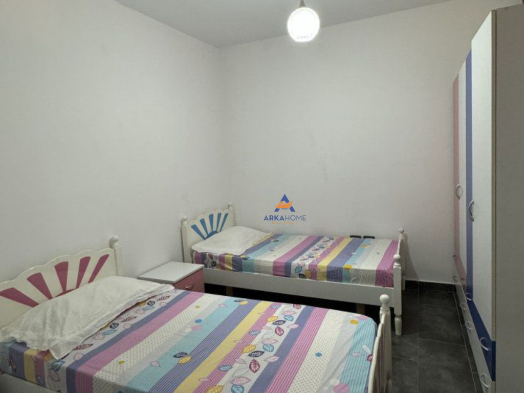 JEPET ME QERA APARTAMENT 2+1+BALLKON "UNAZA E RE,KOMPLEKSI ARLIS" 540 EURO.