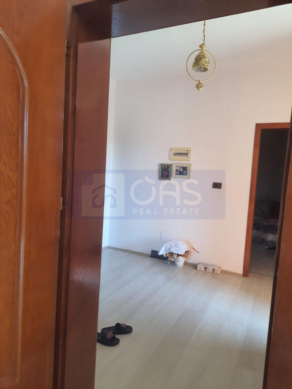 Casa Privata 2-Piani In Affitto A Kamez