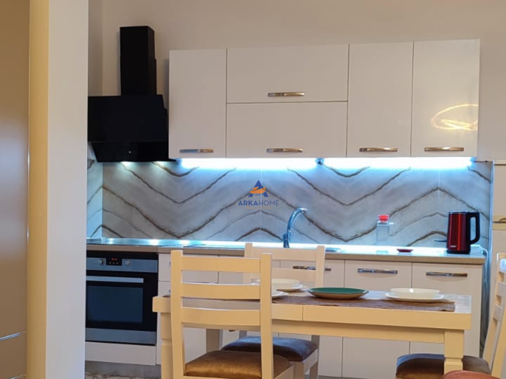 AFFITTASI APPARTAMENTO 1+1 "VIA NDRE MJEDA" 480 EURO.