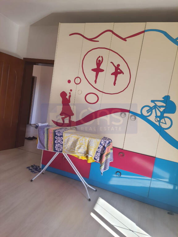 Casa Privata 2-Piani In Affitto A Kamez