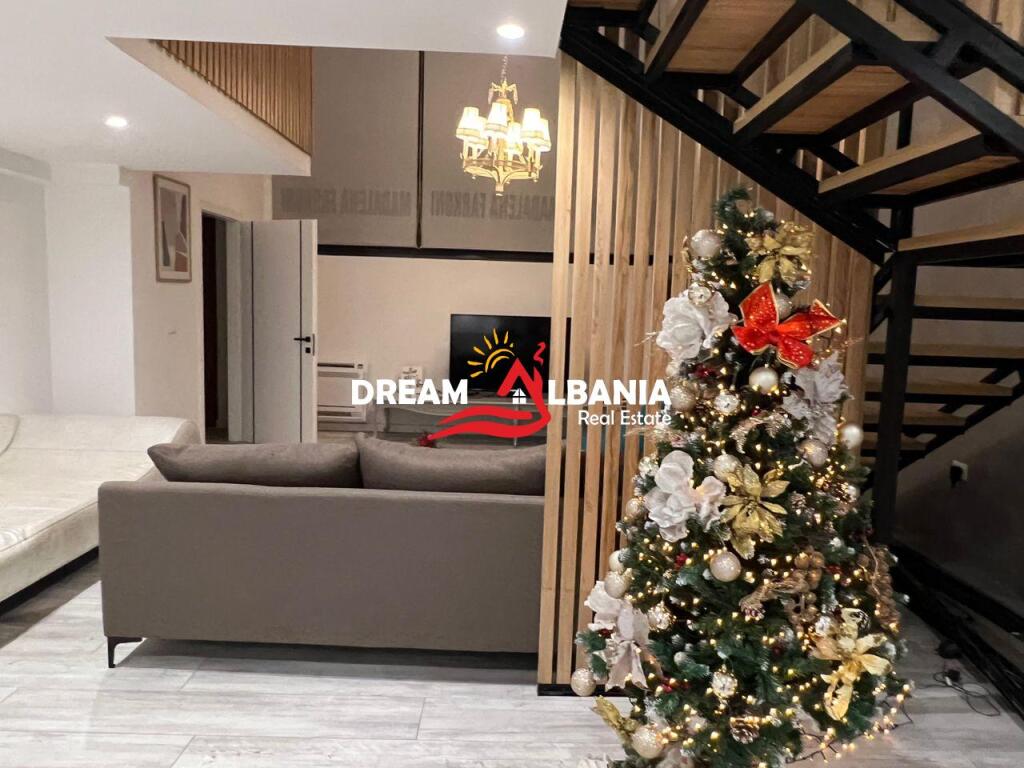 Duplex in affitto in via Kavaja vicino alla Moschea Dine Hoxha (ID 42214939)