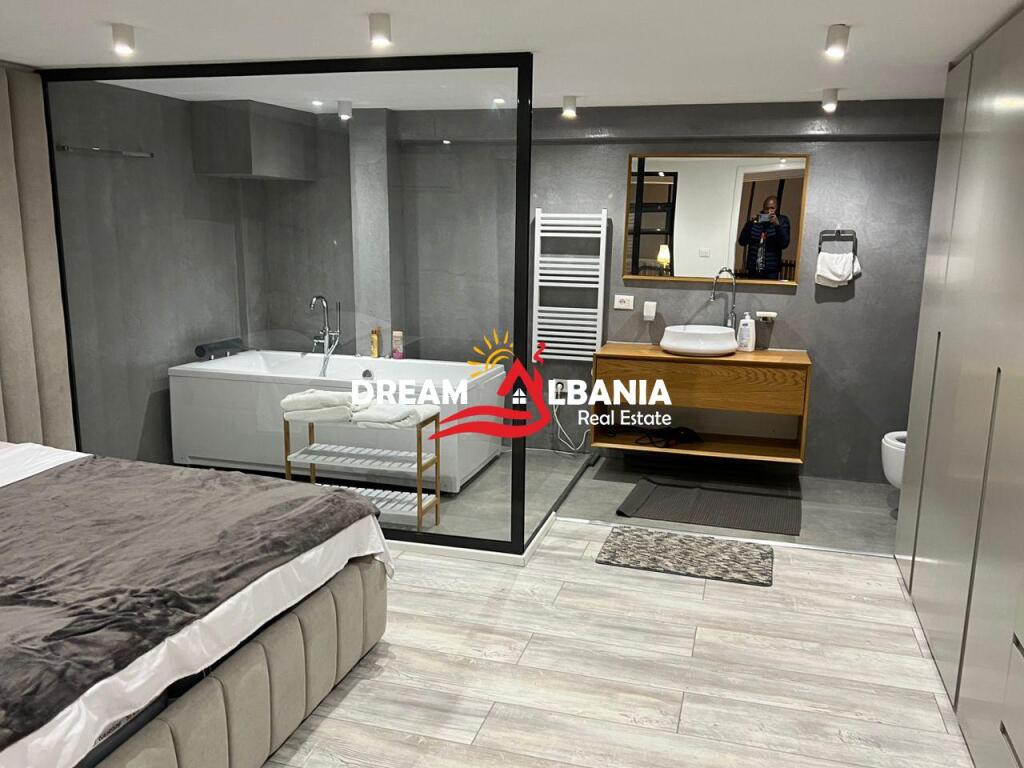 Duplex in affitto in via Kavaja vicino alla Moschea Dine Hoxha (ID 42214939)