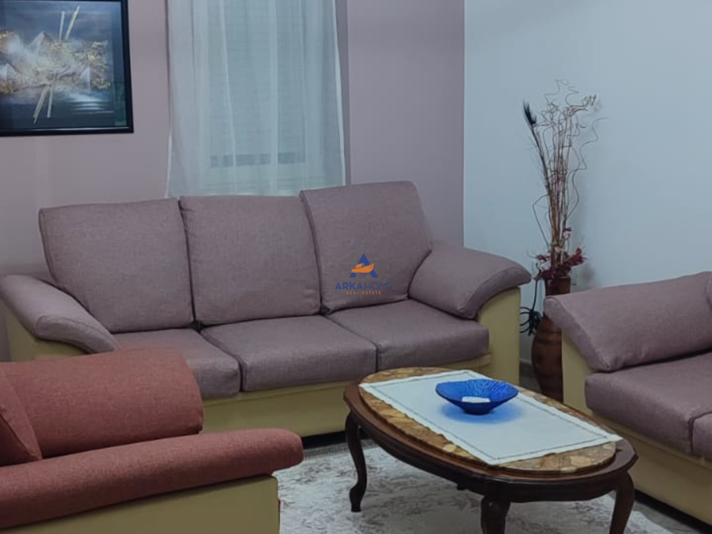 AFFITTASI APPARTAMENTO 1+1 "VIA NDRE MJEDA" 480 EURO.
