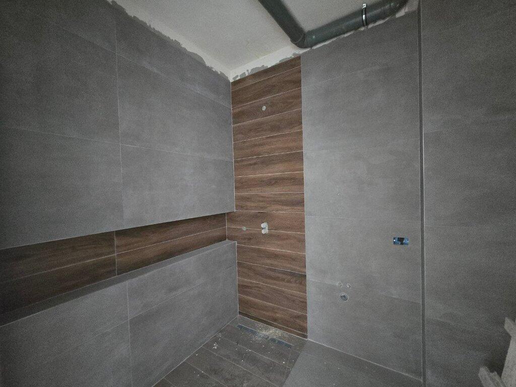 SUPER APARTMENT FOR SALE AT FARKA LAKE.