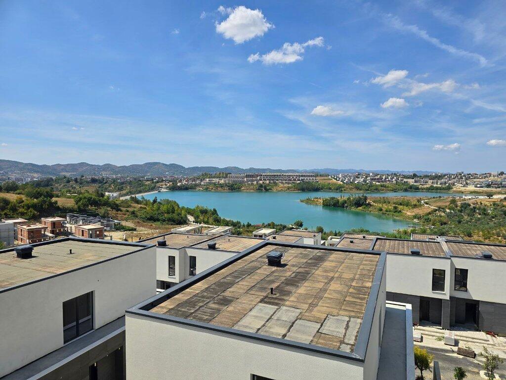 SUPER APARTMENT FOR SALE AT FARKA LAKE.