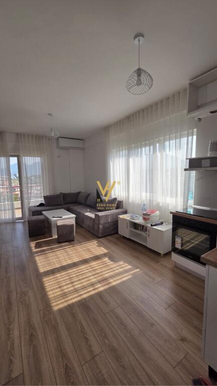 JEPET APARTAMENT 2+1+BLK ME QERA TE LIQENI I THATE 700 EURO
