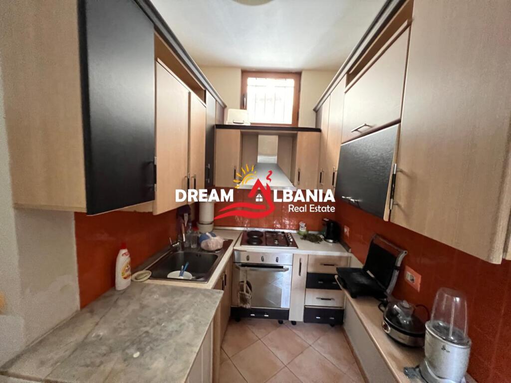 Casa privata di 1 piano in affitto nel centro di Tirana vicino all'Internacional (ID 4241072)