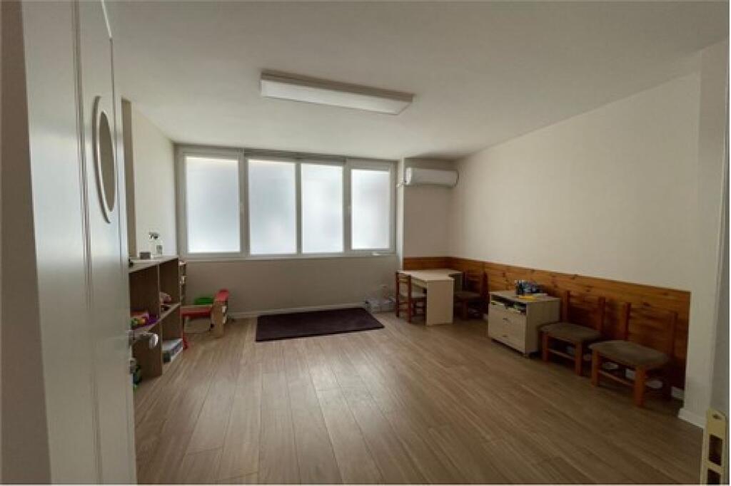 FOR RENT, BUSINESS PREMISES, KAVAJES STREET, TIRANA.  ID: 530291006-467