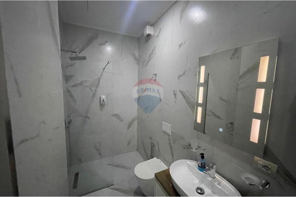 Apartment block for sale in Porcelan, ID: 530191070-24