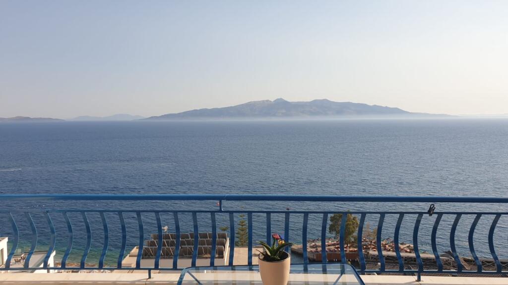VENDESI APPARTAMENTO 3+1+2 SARANDE