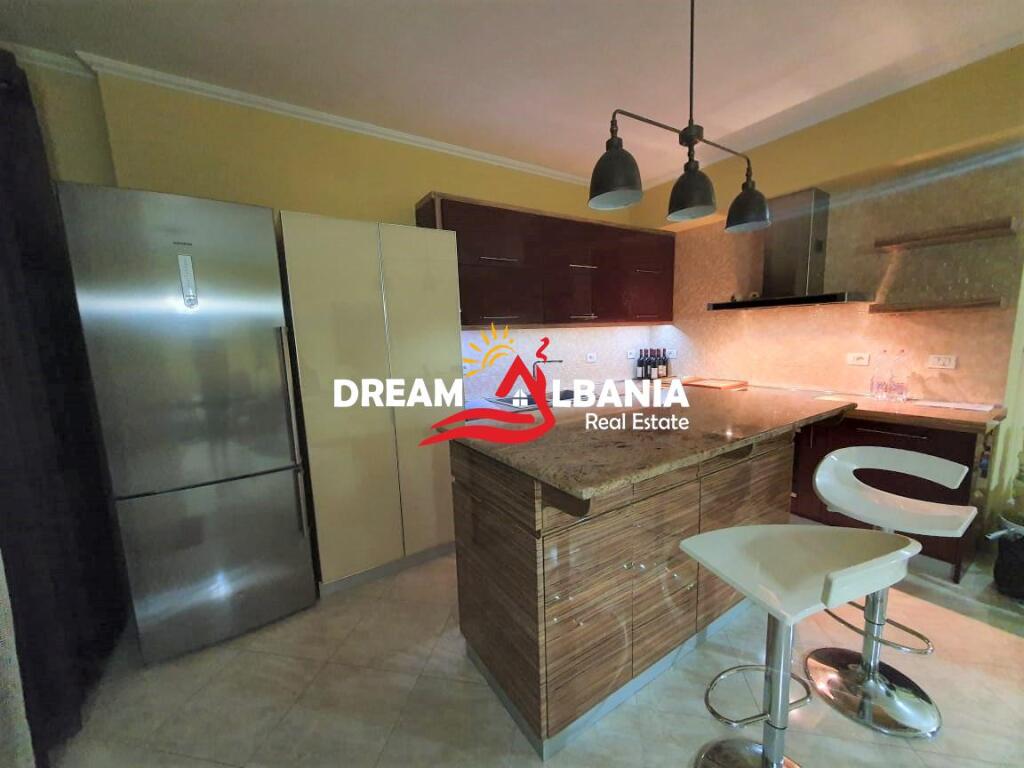 Appartamento 3+1+2 in Affitto nella Zona 21 Dhjetori vicino al Complesso Contatto a Tirana (ID 4231257)