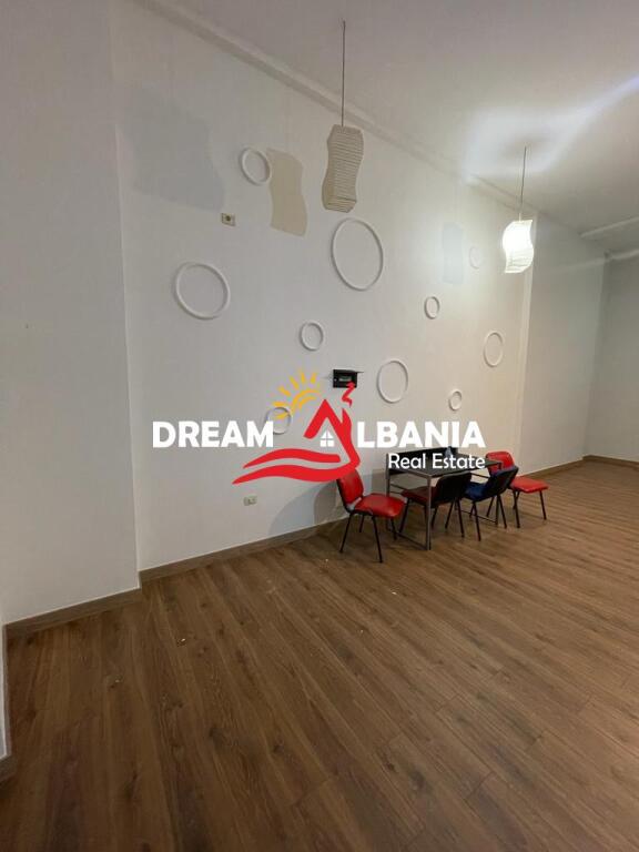 Ambient biznesi me qera, Ish Parku (ID 42711130)
