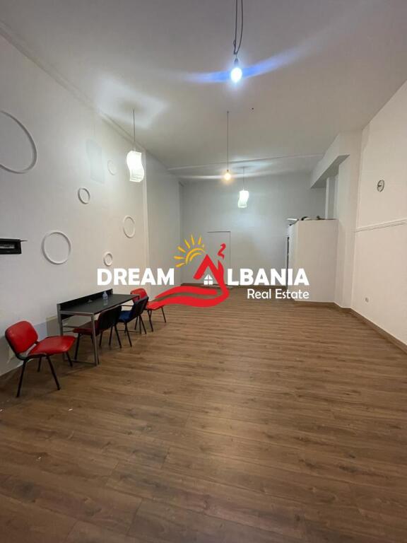 Ambient biznesi me qera, Ish Parku (ID 42711130)

