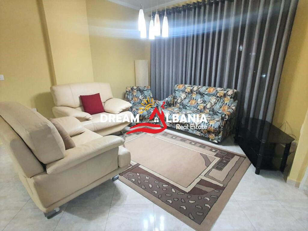 Appartamento 3+1+2 in Affitto nella Zona 21 Dhjetori vicino al Complesso Contatto a Tirana (ID 4231257)