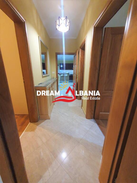 Appartamento 3+1+2 in Affitto nella Zona 21 Dhjetori vicino al Complesso Contatto a Tirana (ID 4231257)
