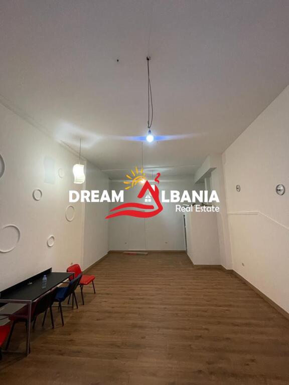 Ambient biznesi me qera, Ish Parku (ID 42711130)
