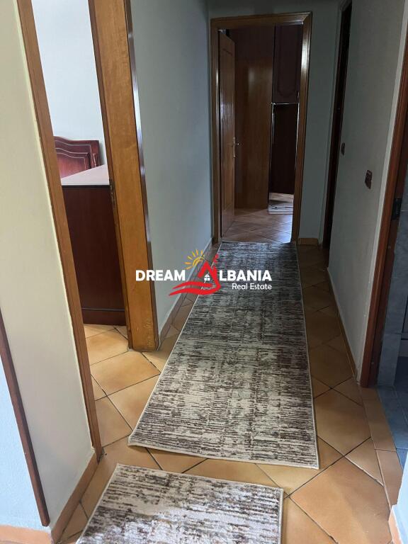 Apartament me qera 3+1+2 ne zonen e Komunes se Parisit, prane Kika 1, Tirane (ID 4231401)