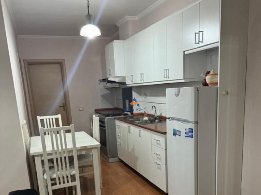 FOR RENT APARTMENT 1+1 "21 DHJETORI, NEAR MONDIAL" 560 EURO.