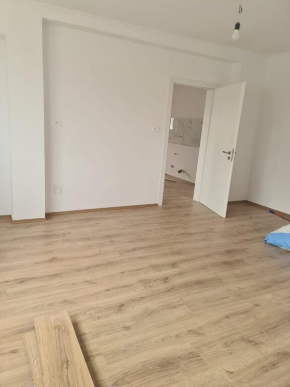 ‼️Vendiamo appartamento 2+1 vicino a Via Kosovareve‼️