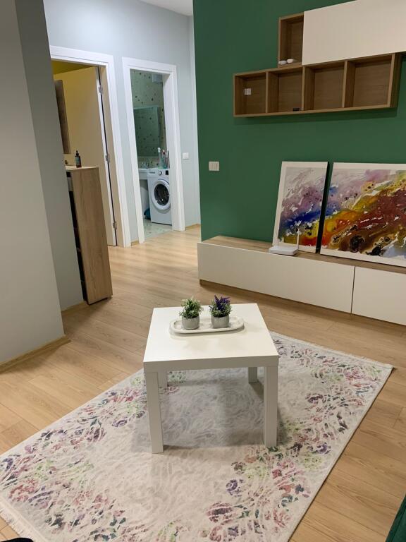 Jepet me qira apartament 2+1 – Kompleksi Oasis 1, Tiranë