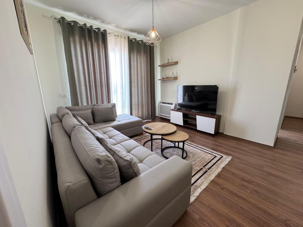 📢 Apartament me qira në Paskuqan 	•	🏠 Tipi: 2+1+2 💶 Çmimi: 650 € / muaj