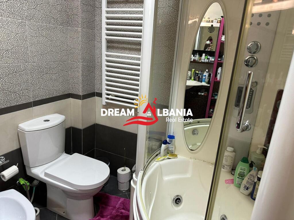 Super Appartamento 4+1+3+posto auto in affitto nel Centro vicino a Toptani Center (ID 4231396).