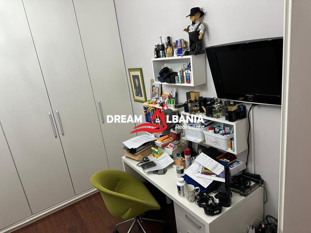 Super Appartamento 4+1+3+posto auto in affitto nel Centro vicino a Toptani Center (ID 4231396).