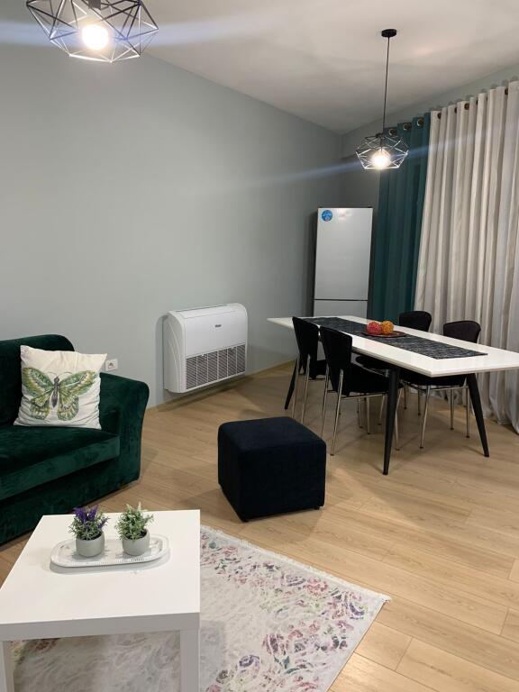 Jepet me qira apartament 2+1 – Kompleksi Oasis 1, Tiranë