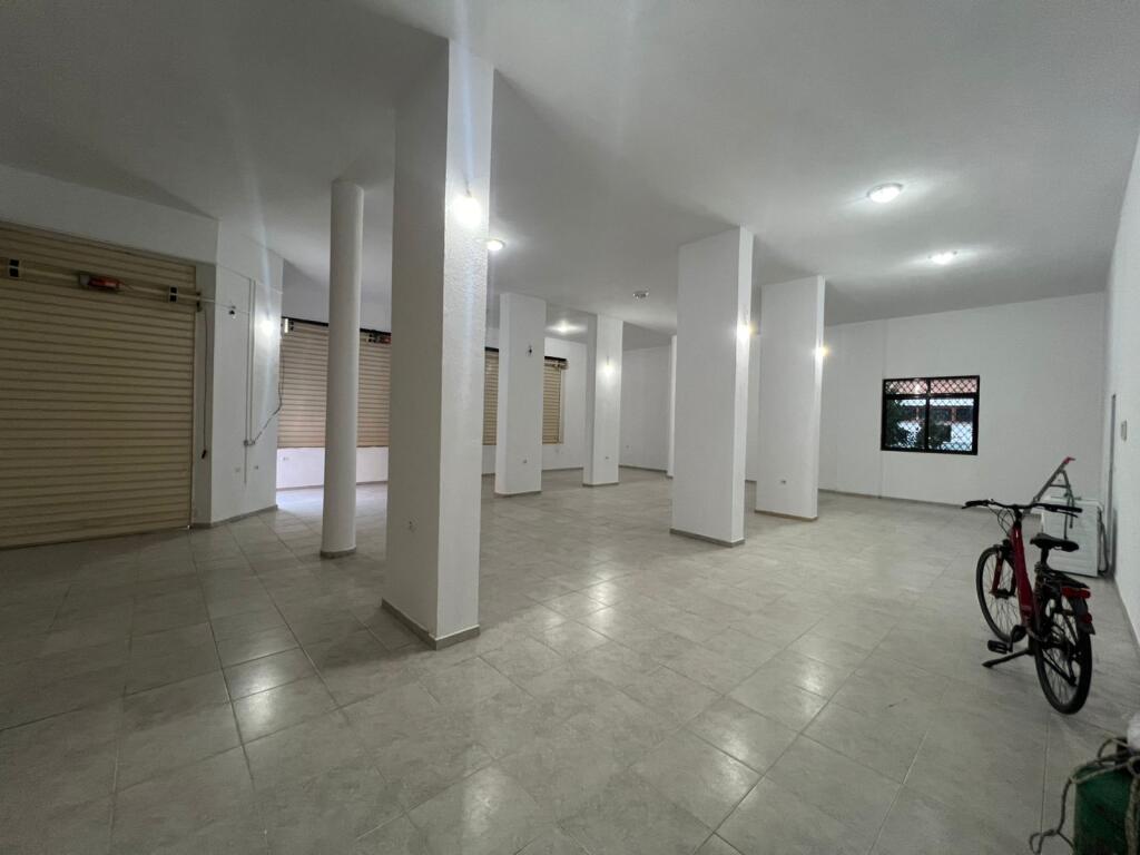 For Rent Premises/Store – Xhamllik