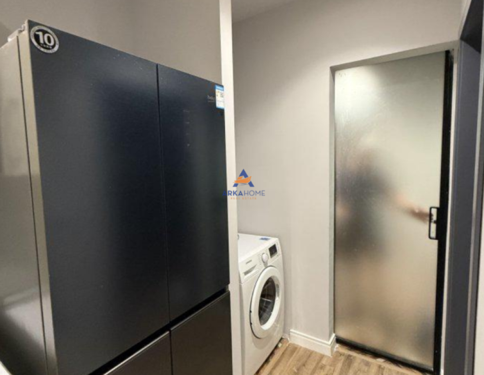 JEPET ME QERA APARTAMENT 2+1+BALLKON "TE LIQENI I THATE" 650 EURO