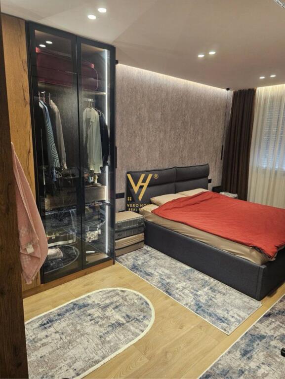 JEPET APARTAMENT 2+1+BLK ME QERA NE ASTIR 700 EURO