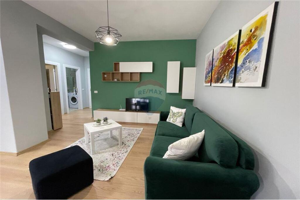 2+1 apartment for rent at Fusha e Aviacionit!