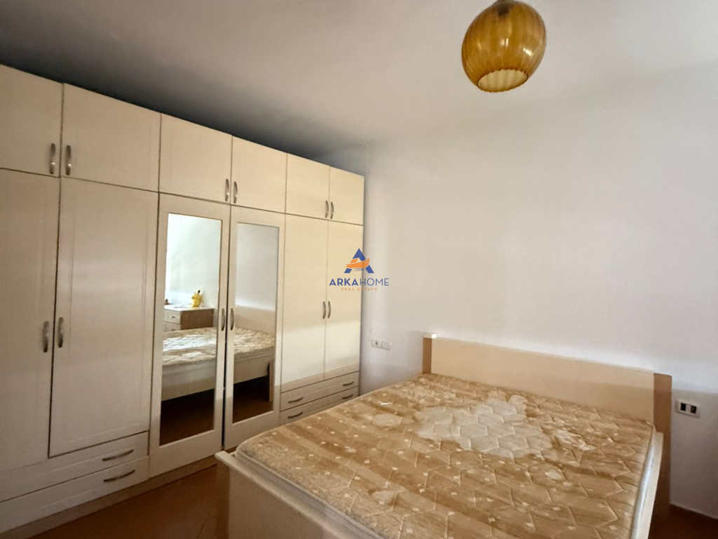 SHITET APARTAMENT 1+1+BALLKON (ME MUNDESI KTHIMI NE 2+1) TE RRUGA SHEFQET KUKA,FRESK 89.000 EURO