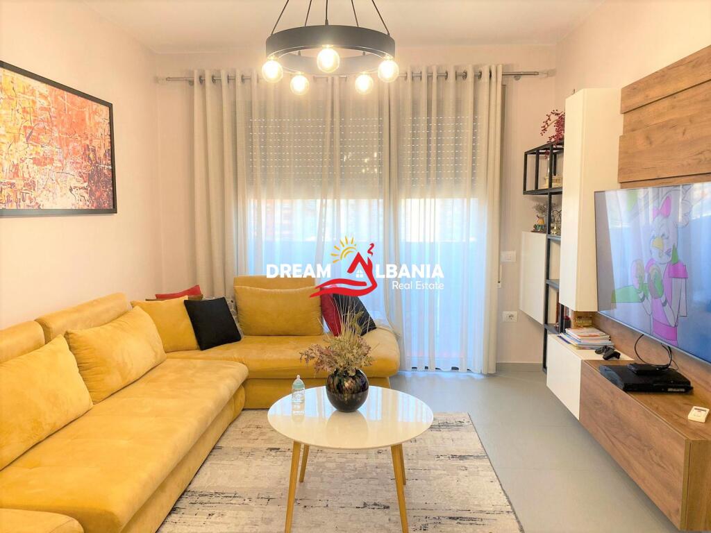 Super Apartment 1+1+2 Balconies+Storage for Rent near Dinamo Stadium in Tirana (ID 4211948)
