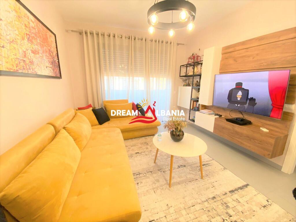 Super Apartment 1+1+2 Balconies+Storage for Rent near Dinamo Stadium in Tirana (ID 4211948)
