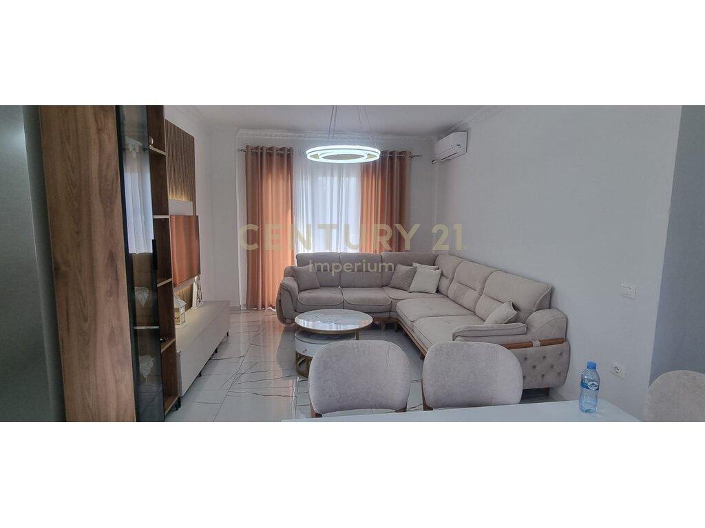 Apartament 2+1 per qira ne fresk