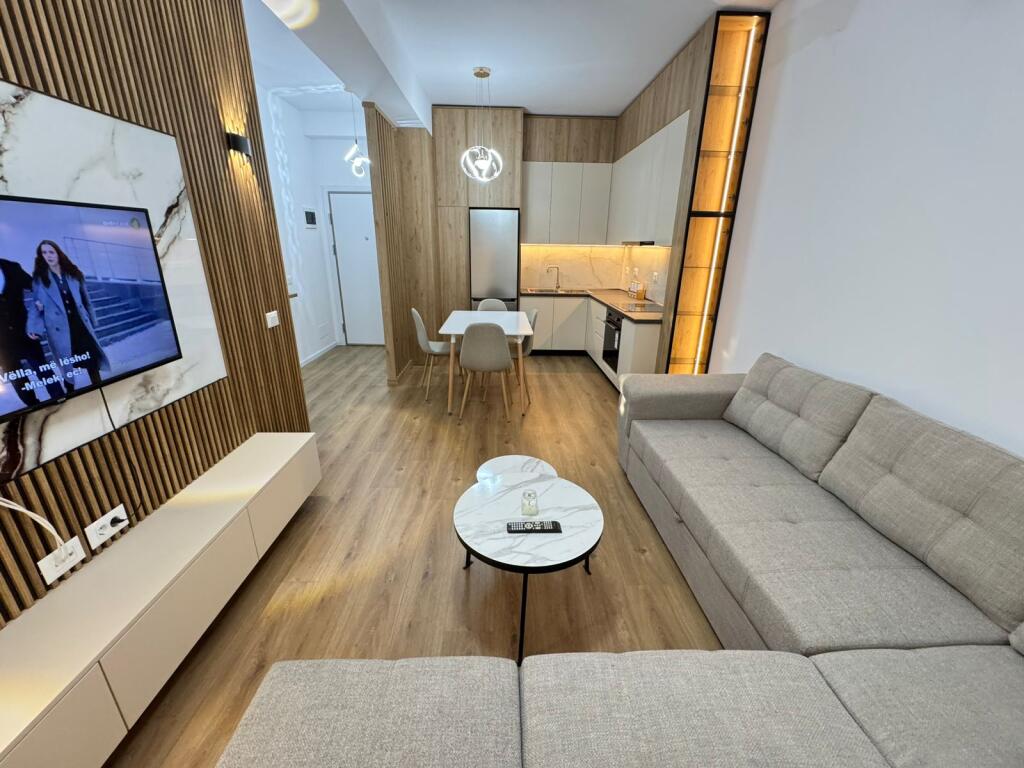 Jepet me qera Apartamentt 2+1+2  Adresa : Ali Demi Kompleksi kaimi  cmimi 55000 leke  