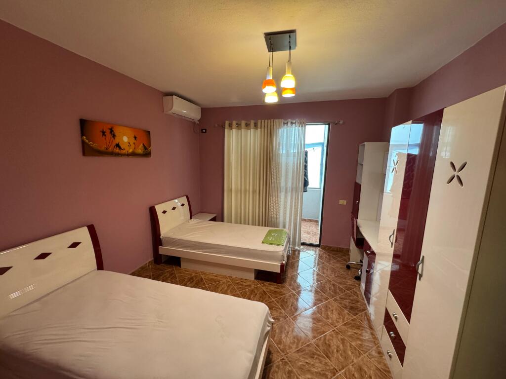 📣 QERA Apartament 2+1 Me 2 Tualete 📍Prane Ish UET, Mbrapa Kompleksit Square 21 ✨
