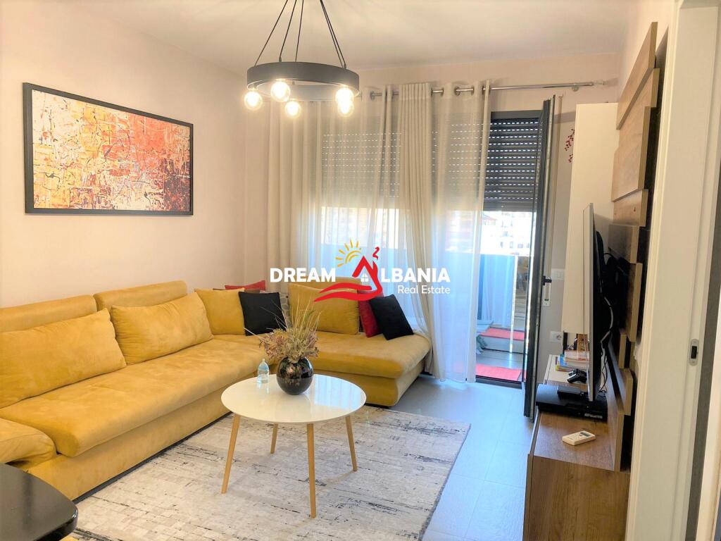 Super Apartment 1+1+2 Balconies+Storage for Rent near Dinamo Stadium in Tirana (ID 4211948)