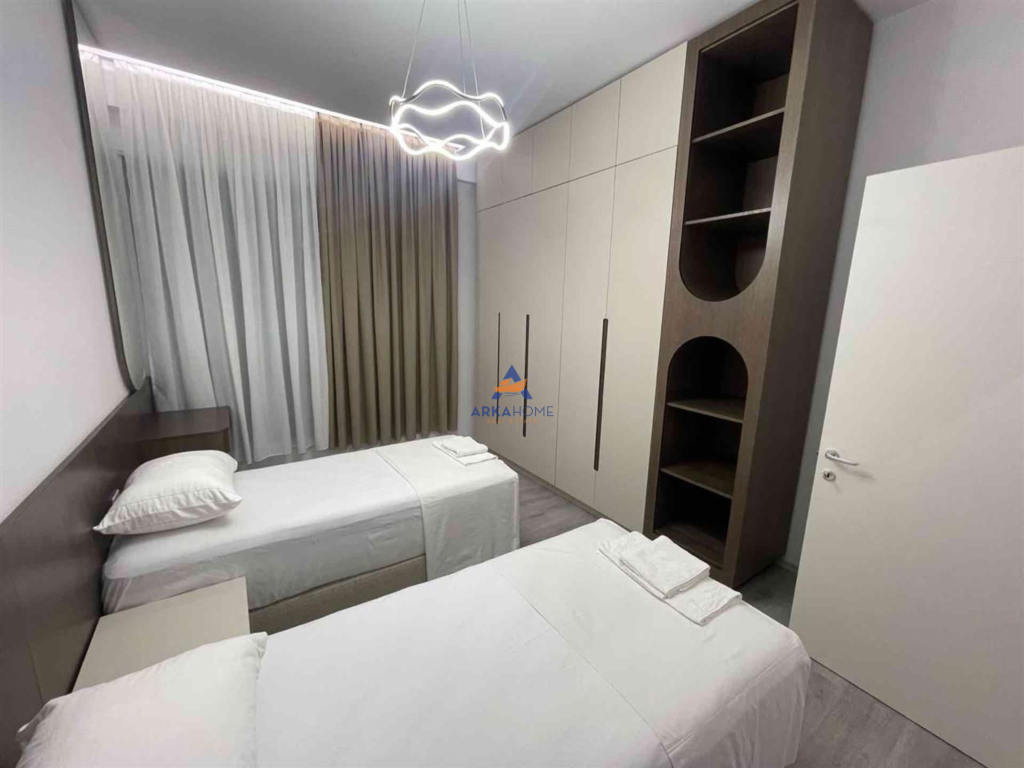JEPET ME QERA APARTAMENT 2+1+2 BALLKON "DOGANA " 850 EURO.