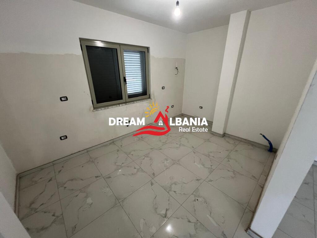 Casa privata su 2 piani in affitto a Prush vicino a PRIMAVERA a Tirana (ID 4241047)