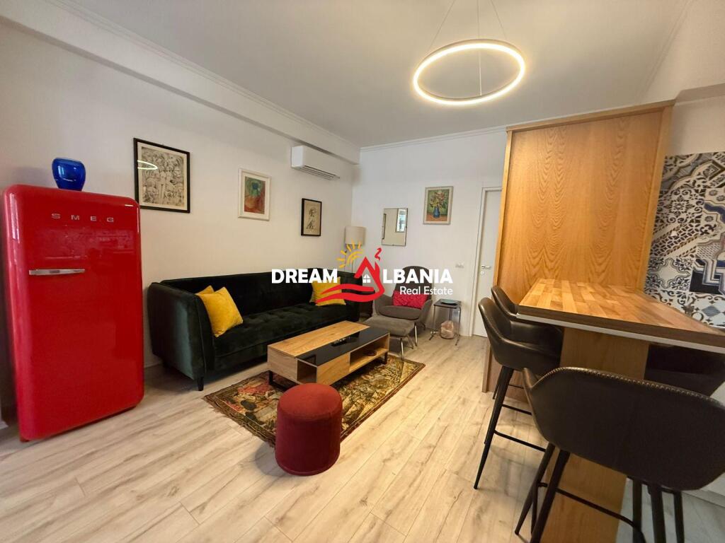 Super Apartament 1+1 me qera ne zonen e Bllokut prane Spar (ID 4211770).
