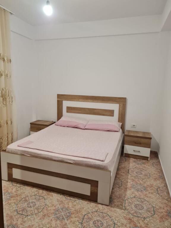 Casa in affitto (2+1) Vlora