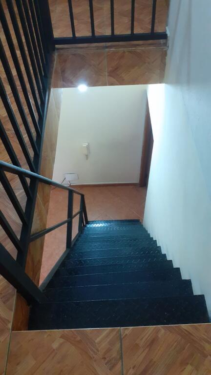 Terreno in vendita + Casa privata + Locale commerciale a Lushnje