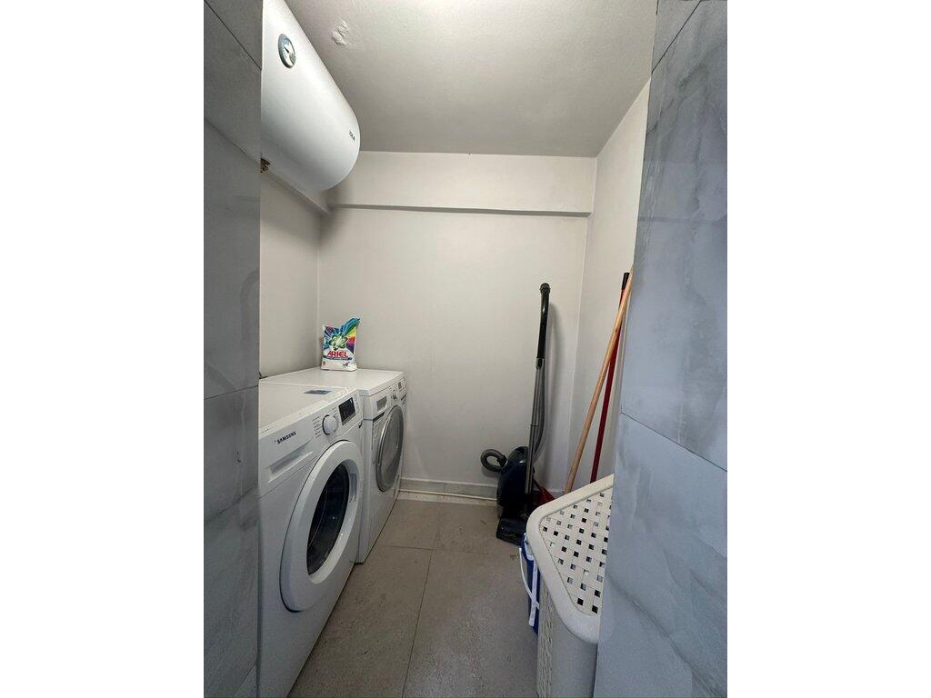 Shitet apartament 2+1 Kodra e Diellit