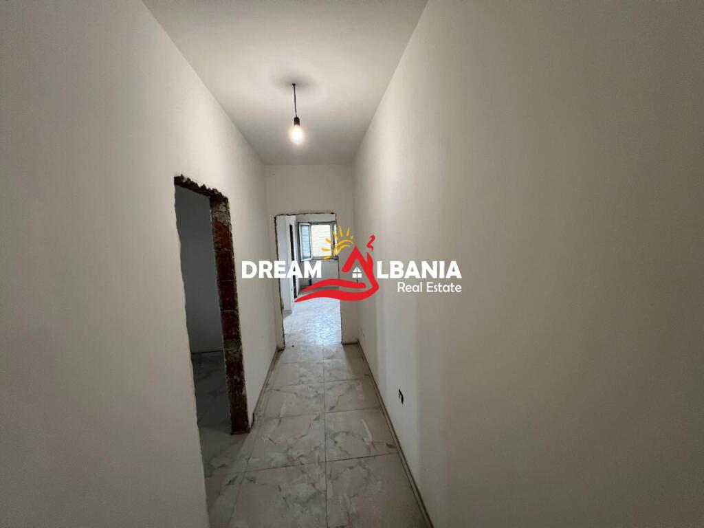 Casa privata su 2 piani in affitto a Prush vicino a PRIMAVERA a Tirana (ID 4241047)