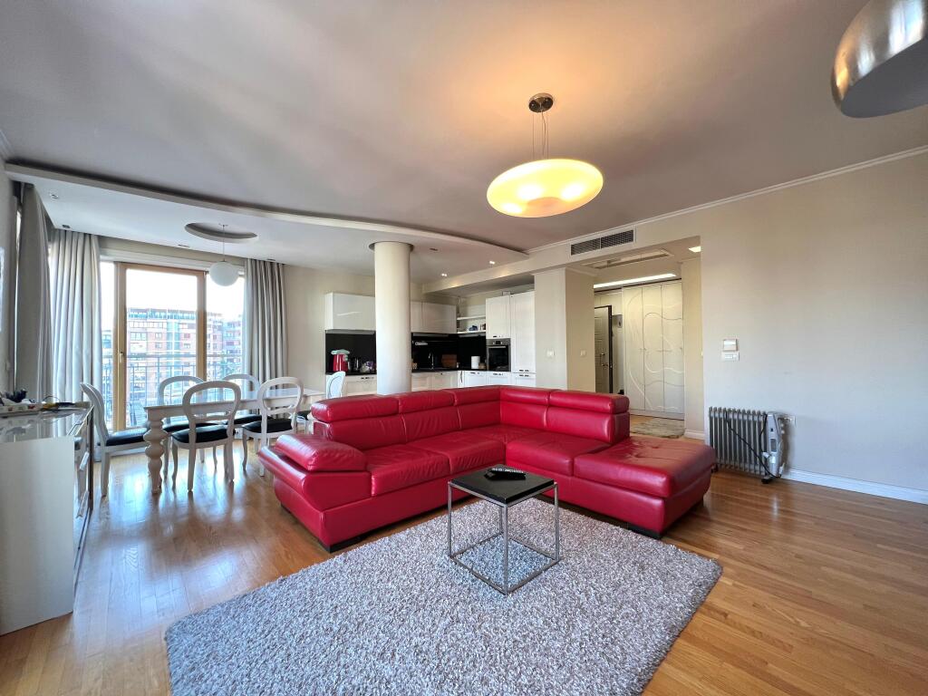✨Appartamento 2+1+2 con Posto Auto in Affitto 📍Via Pjeter Bogdani 💶Prezzo 1600 Euro (Netto)